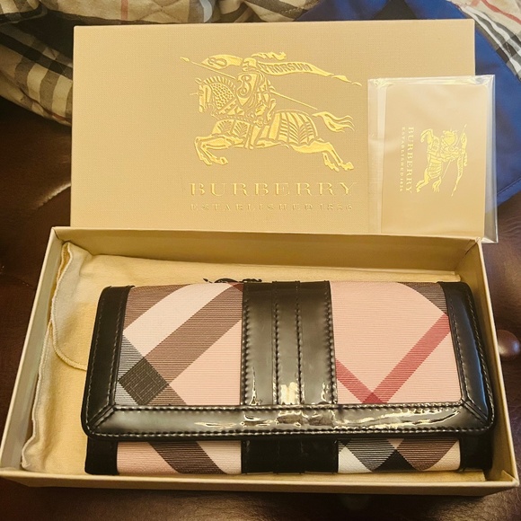 BURBERRY Long Wallet Purse Bifold Walletlong wallet Nova Check PVC beige Women - Picture 1 of 7